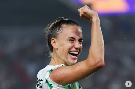 ASHLEY PLUMPTRE TA KARYATA LABARIN DA AKA WATSA KAN FICEWARTA DAGA SUPER FALCONS Screenshot 2026 06 23 162135 1782228129